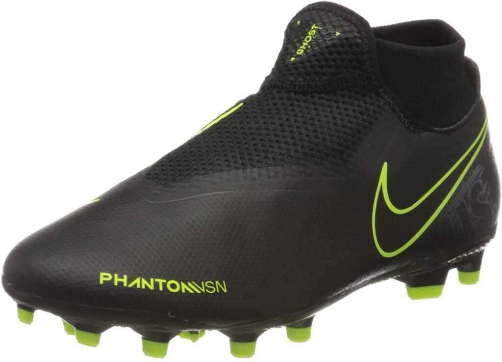 Nike men`s phantom football boot for midfielders