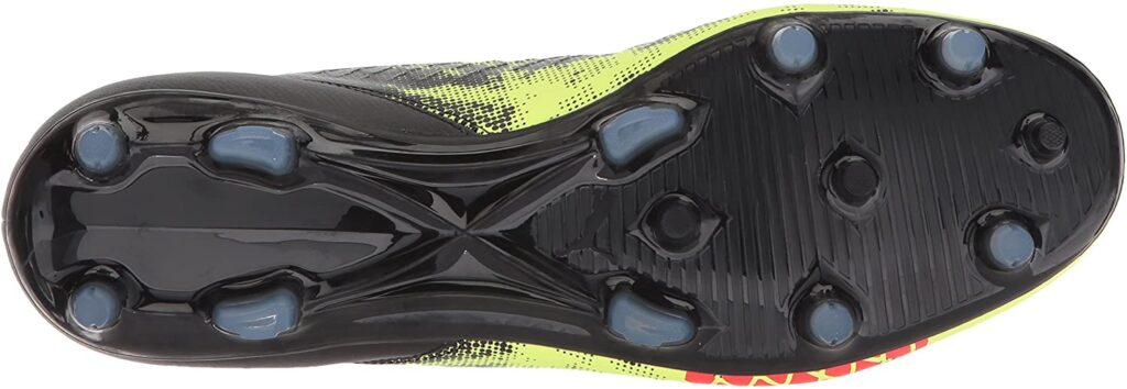 Puma future 18.4 football boot for shooting and passing
